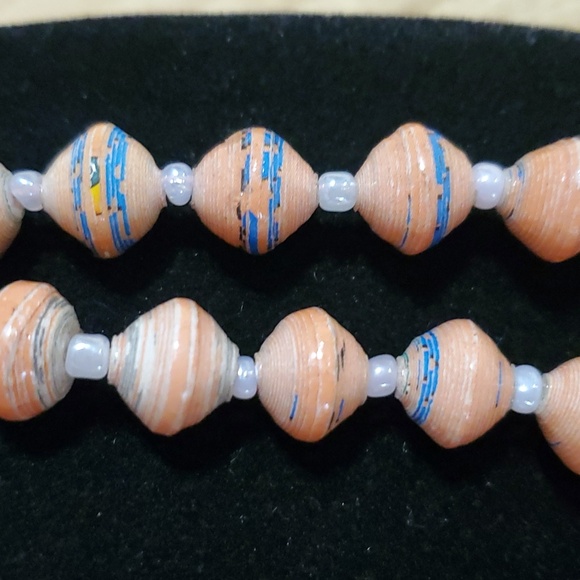 Paper Bead Necklace - Picture 2 of 3